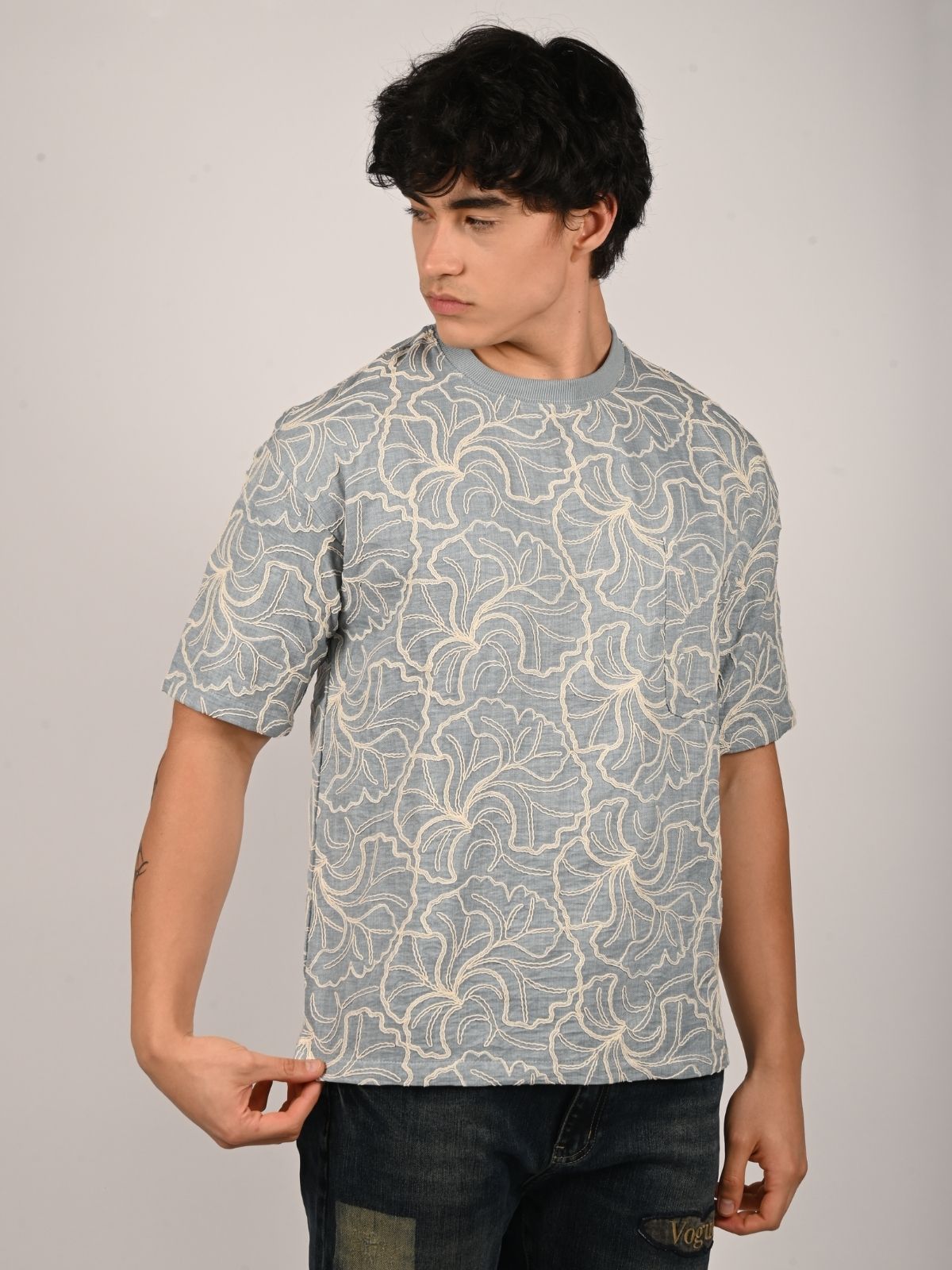 Franco Blue Cotton Chambray Solid T-Shirt For Men