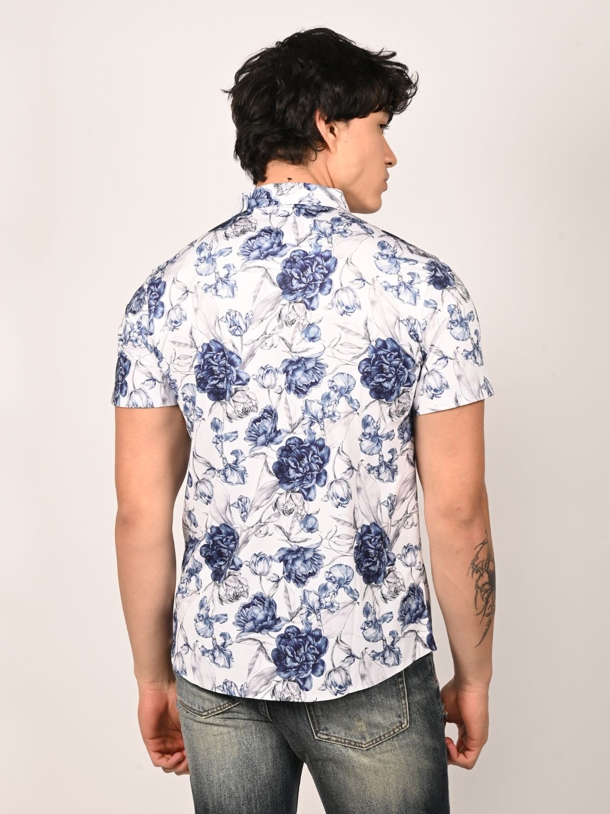 Franco White And Blue Polyster Printed Shirts For Men