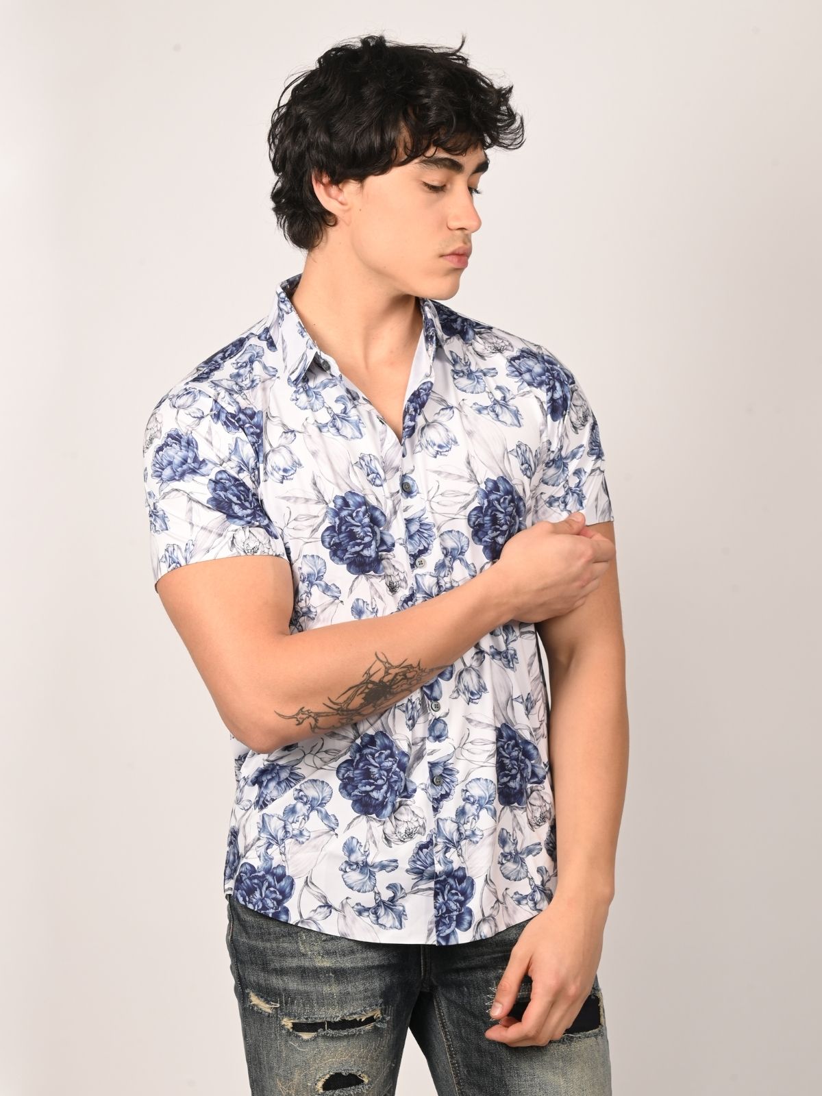 Franco White And Blue Polyster Printed Shirts For Men