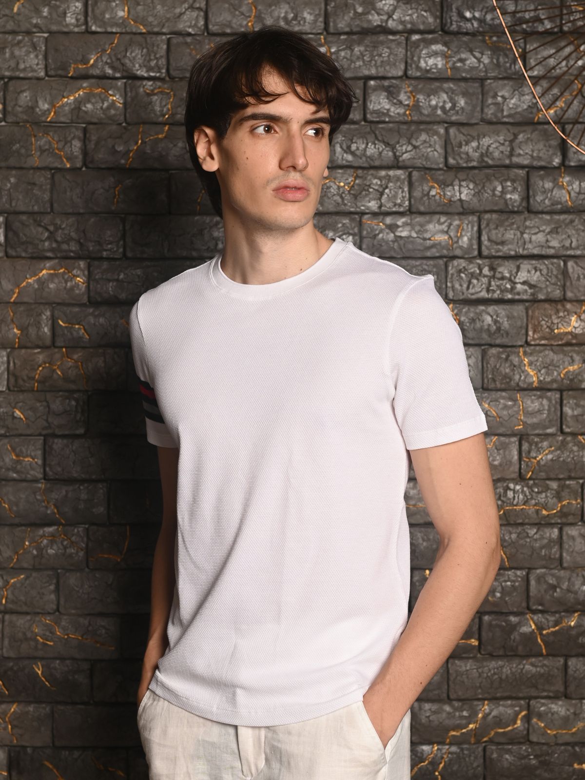 White Patterned Textured Cotton Lycra T-shirt For Men