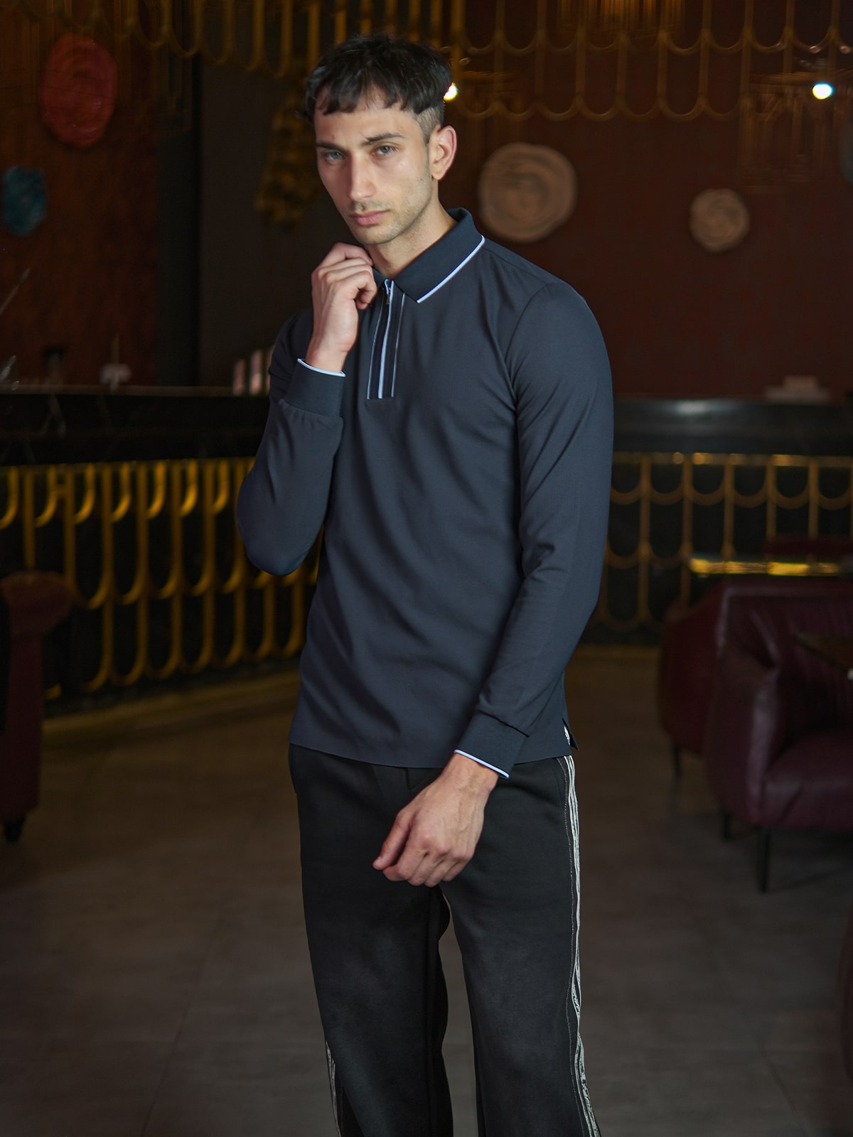 Navy Blue Polyester Rib Lycra Solid T-Shirt For Men